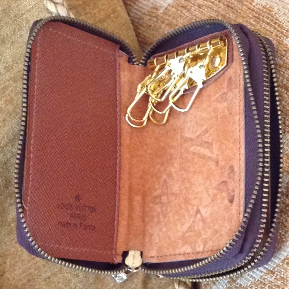 🔥Louis Vuitton - Vintage Key / Zipped Coin Holder - Picture 4 of 10